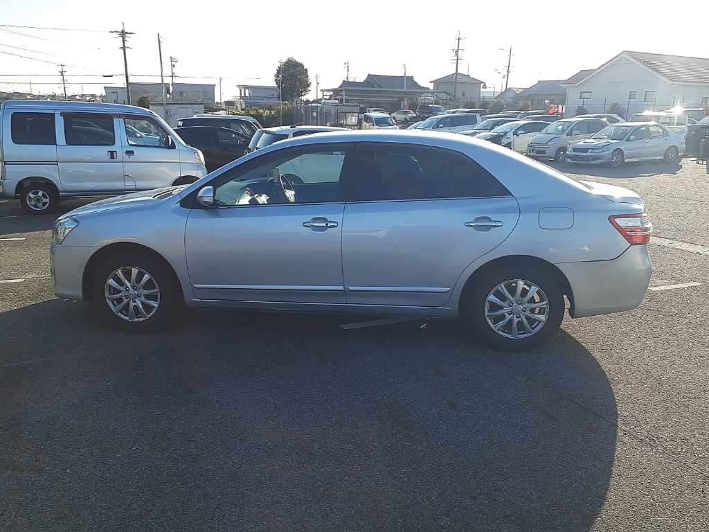 TOYOTA PREMIO