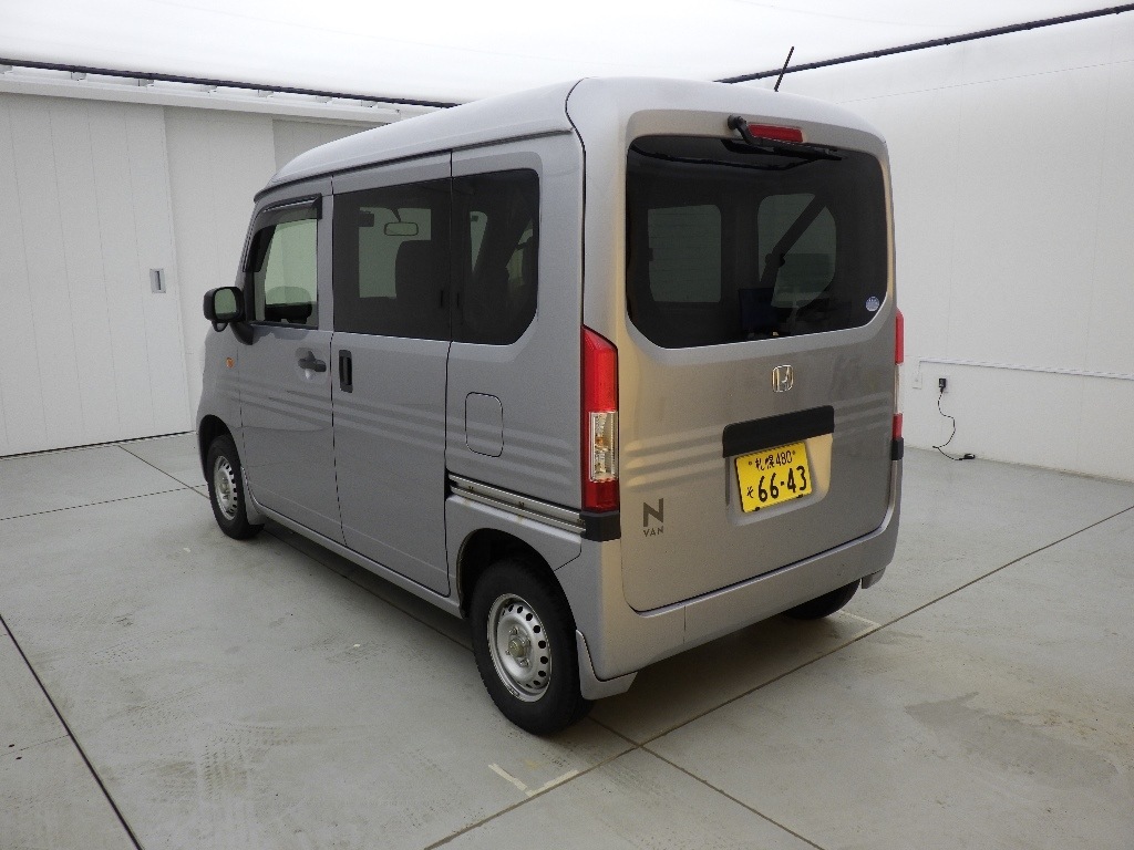 HONDA N-VAN
