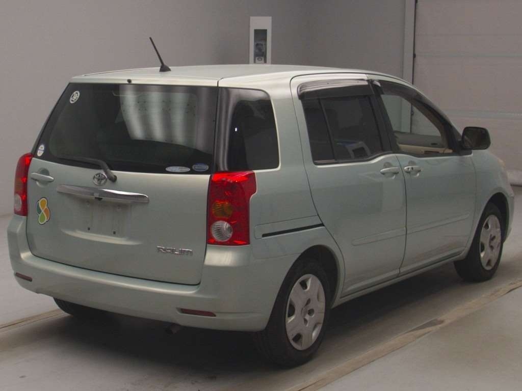 TOYOTA RAUM