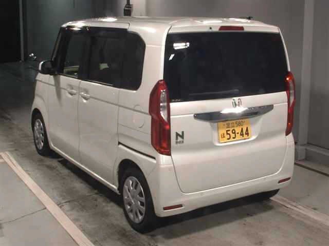 HONDA N-BOX