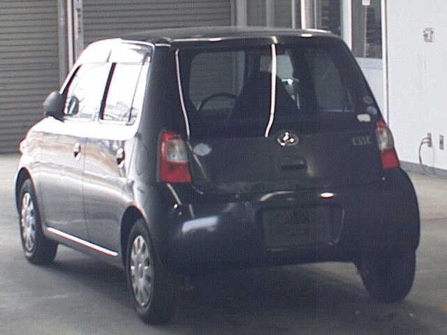 DAIHATSU ESSE