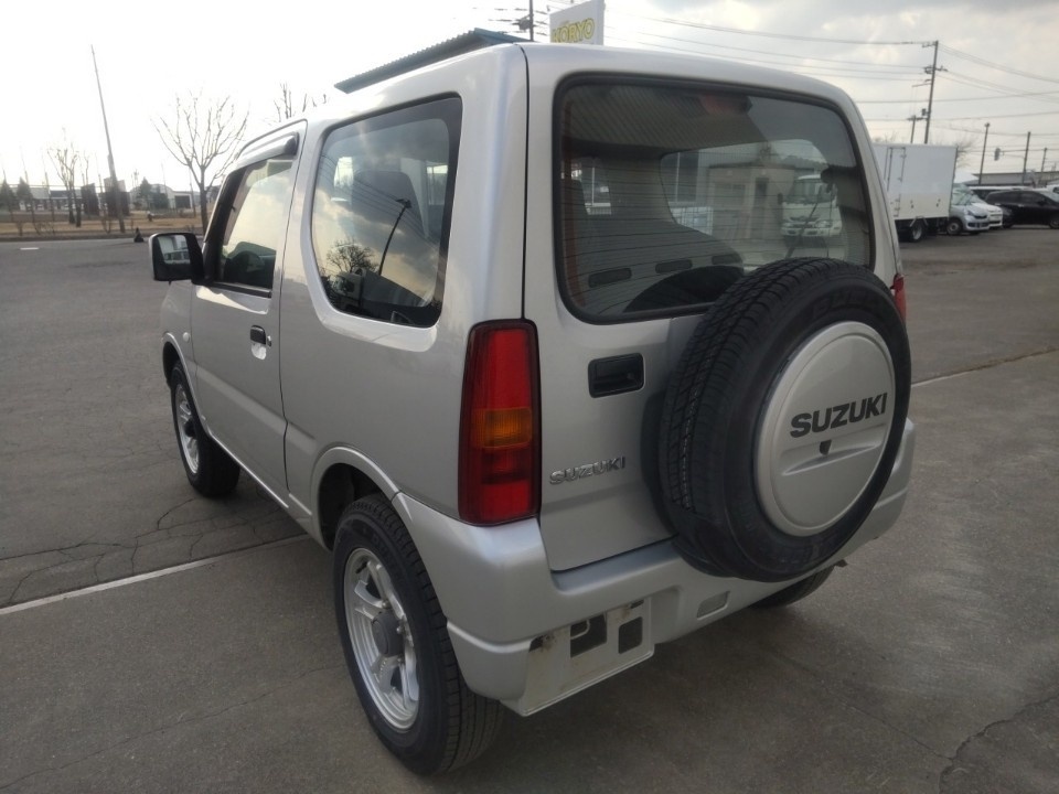 SUZUKI JIMNY