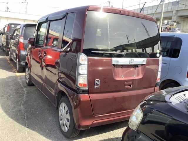 HONDA N-BOX