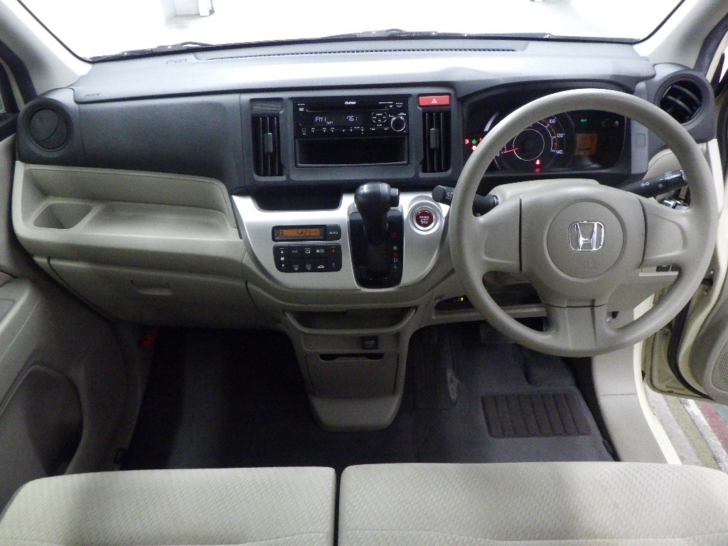 HONDA N-WGN