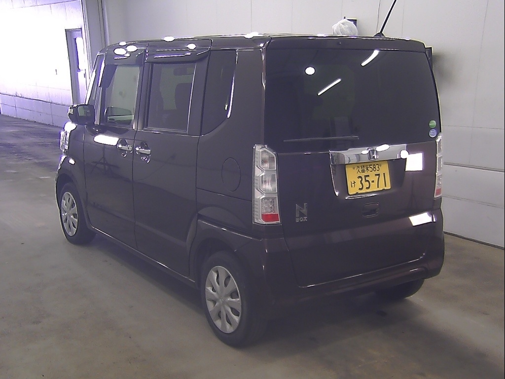HONDA N-BOX