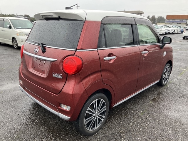 DAIHATSU CAST