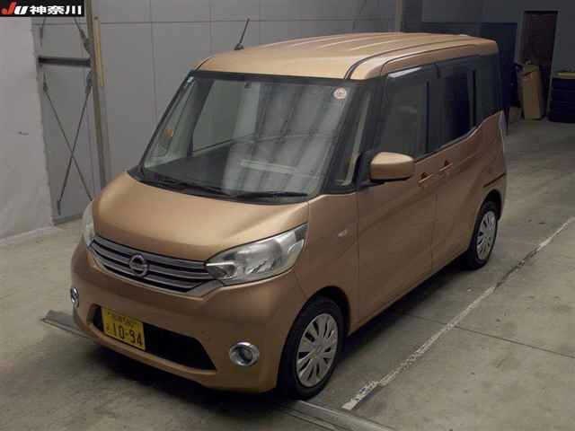 NISSAN DAYZ ROOX