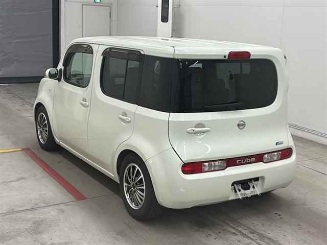 NISSAN CUBE