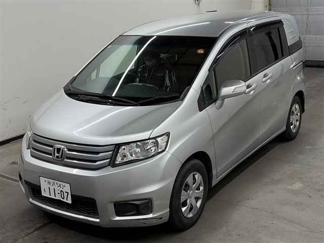 HONDA FREED SPIKE