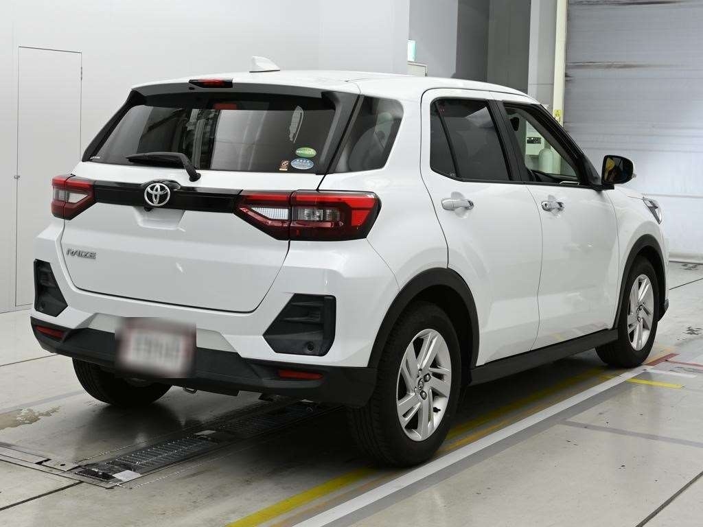 TOYOTA RAIZE