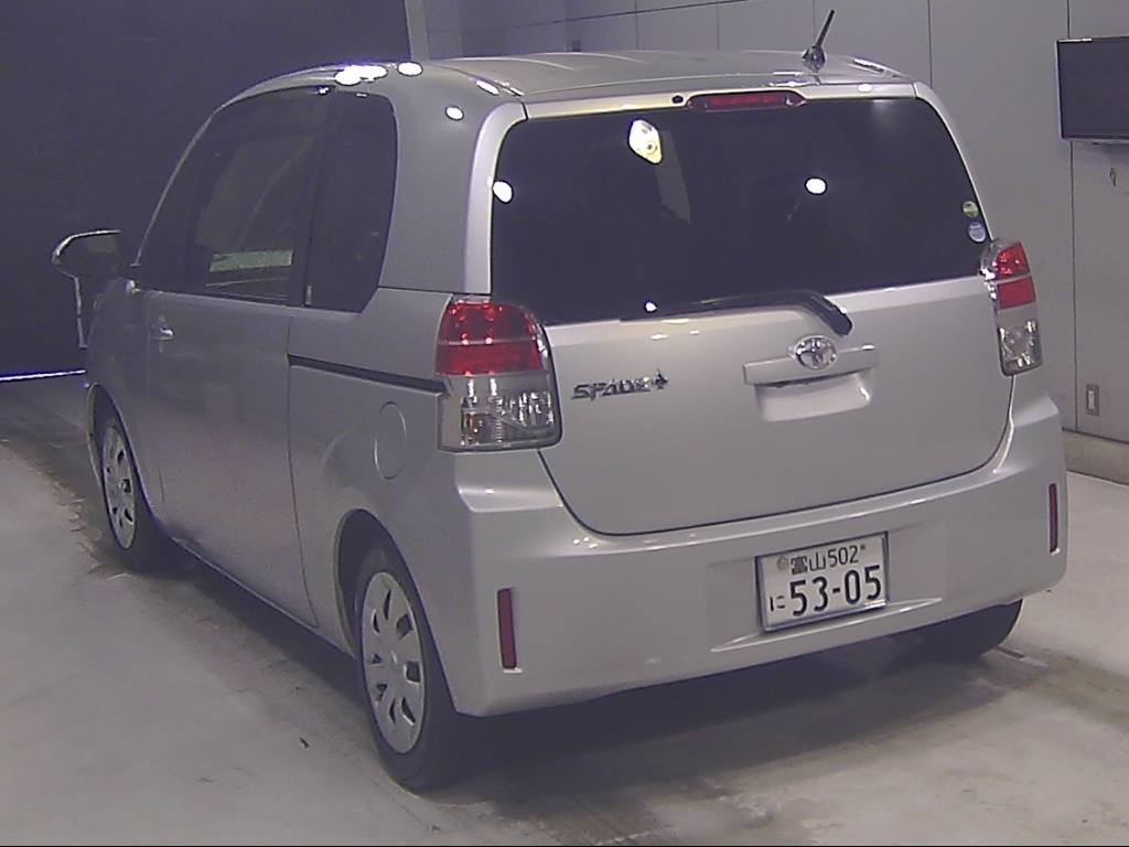 TOYOTA SPADE