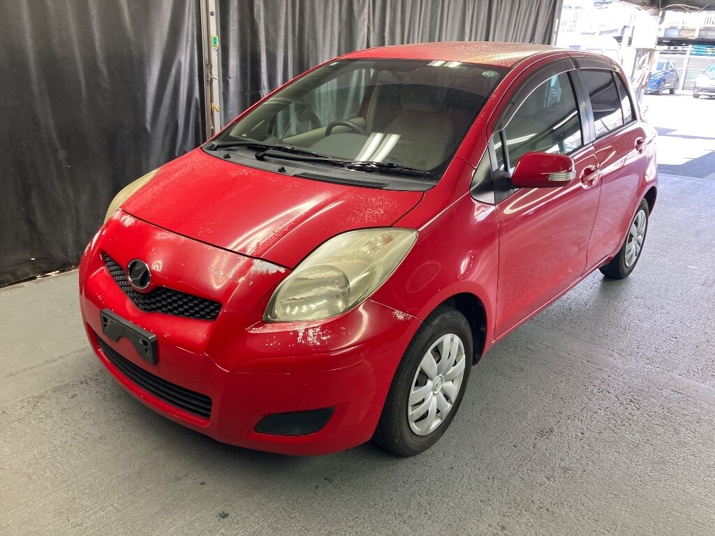 TOYOTA VITZ