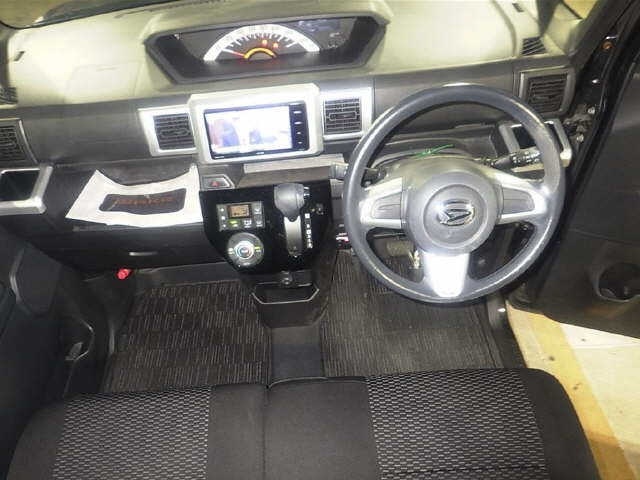 DAIHATSU WAKE