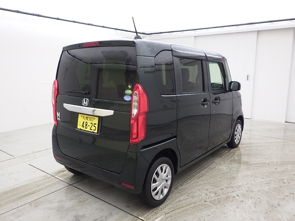 HONDA N-BOX