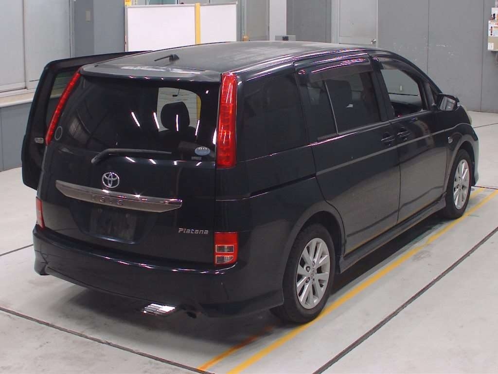 TOYOTA ISIS