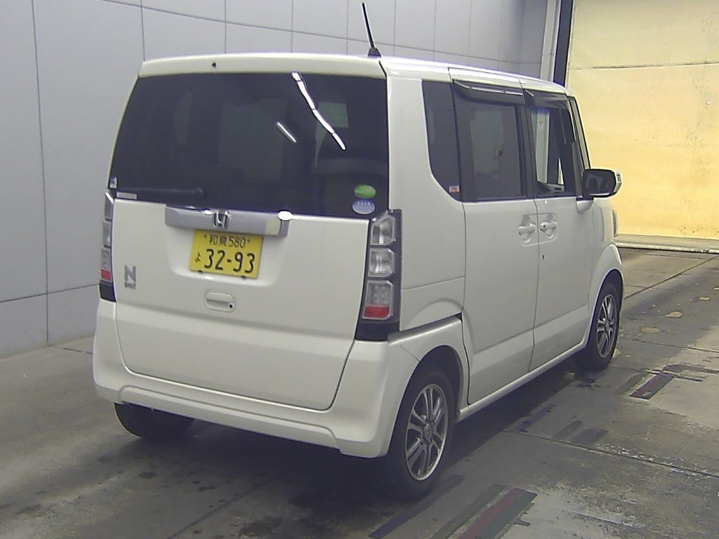 HONDA N-BOX