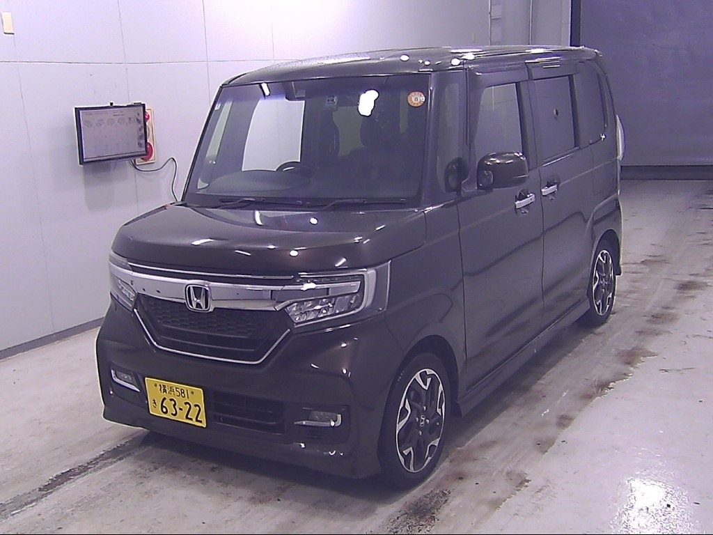 HONDA N-BOX