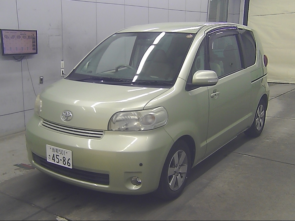 TOYOTA PORTE