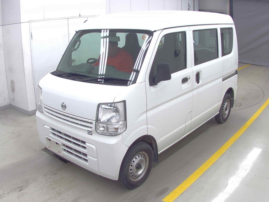 NISSAN NV100 CLIPPER