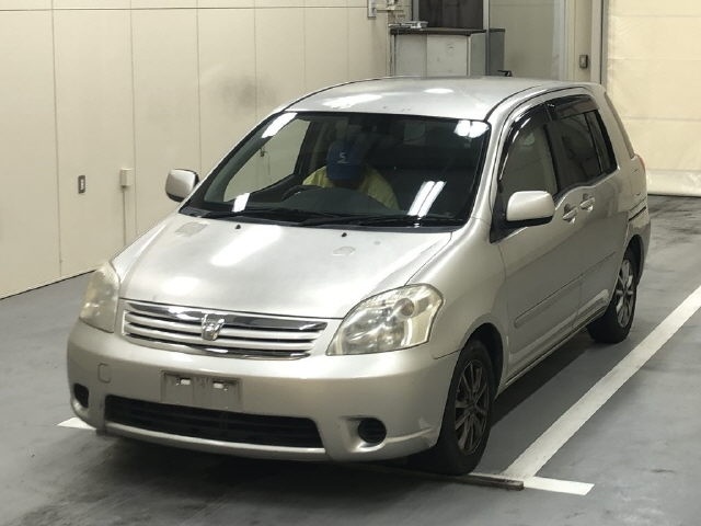 TOYOTA RAUM