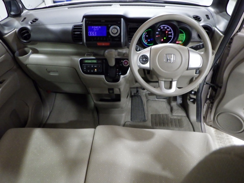HONDA N-BOX