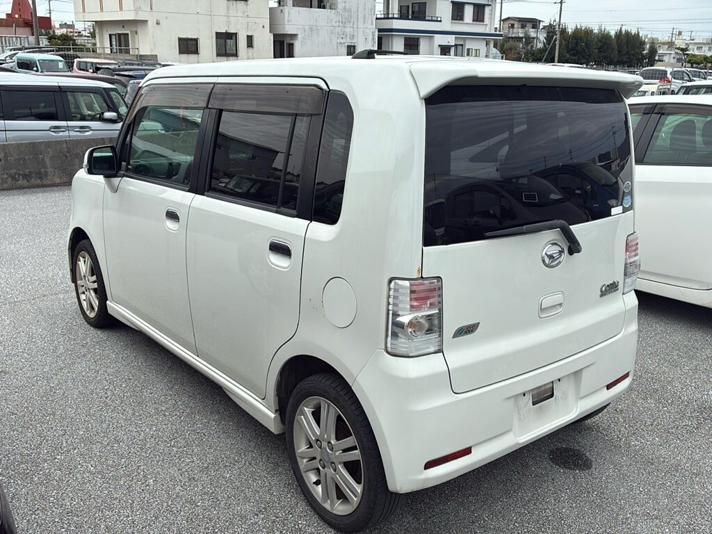DAIHATSU MOVE CONTE