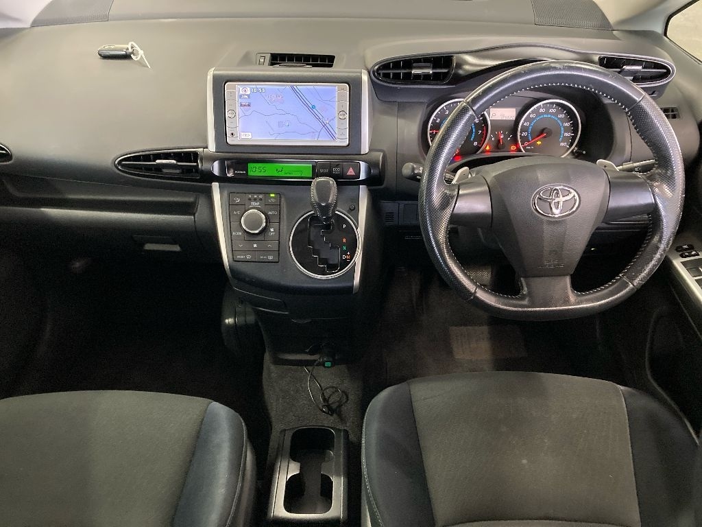 TOYOTA WISH