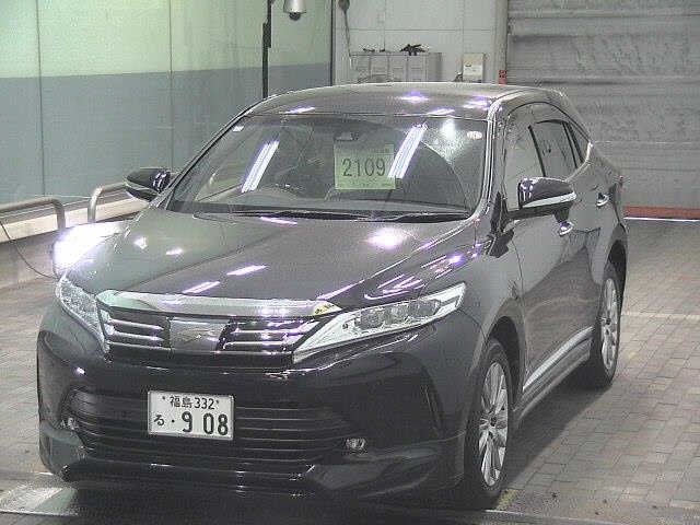 TOYOTA HARRIER