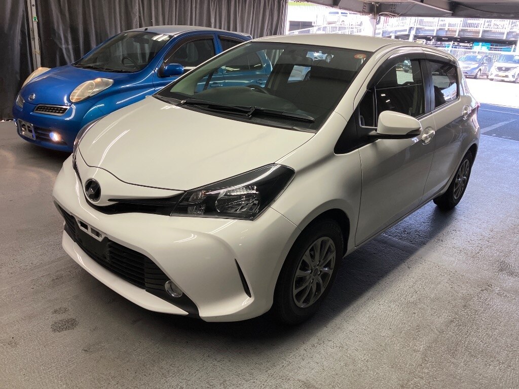 TOYOTA VITZ