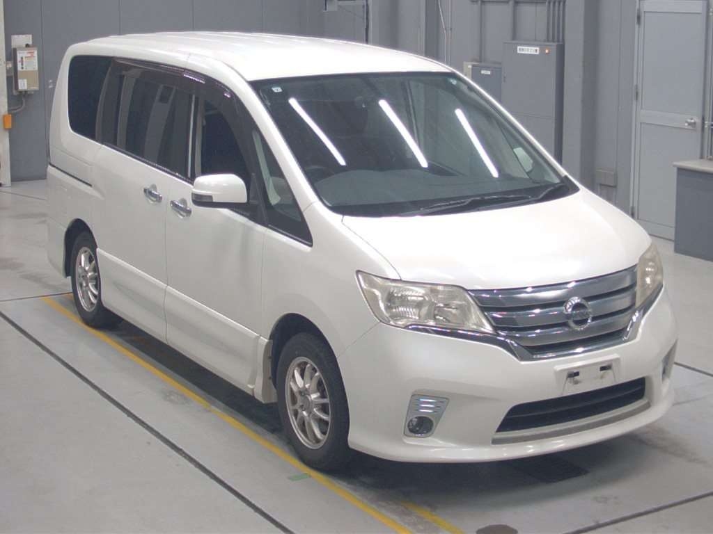 NISSAN SERENA