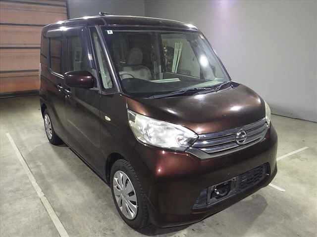 NISSAN DAYZ ROOX