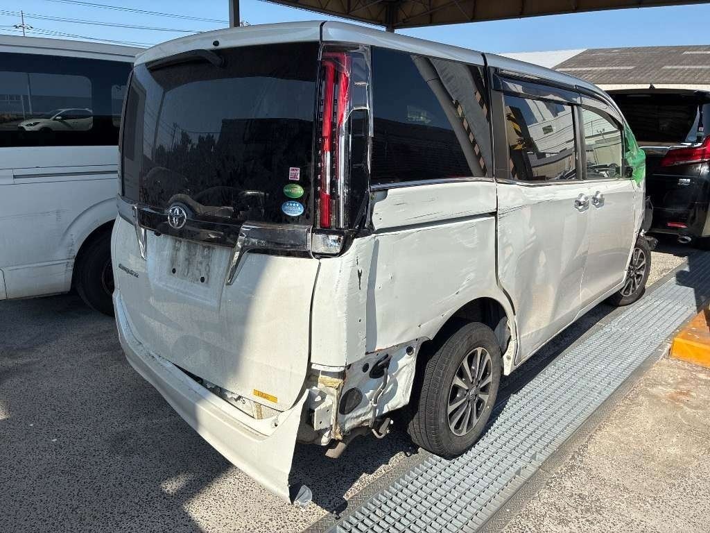 TOYOTA ESQUIRE