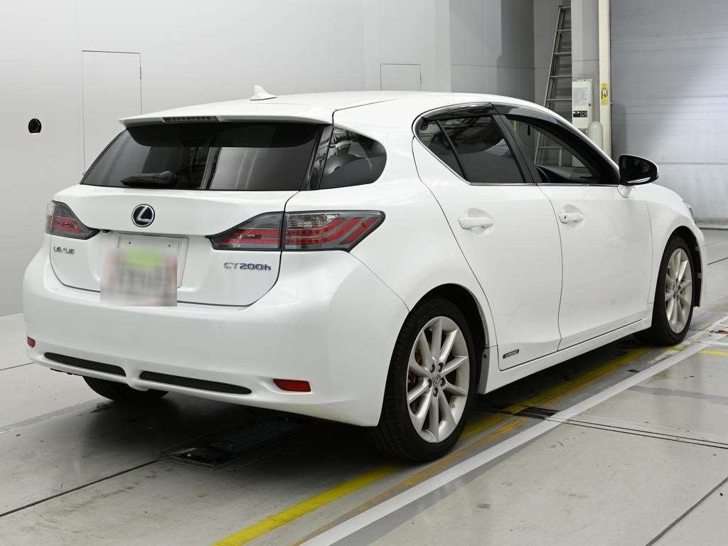 LEXUS CT200H