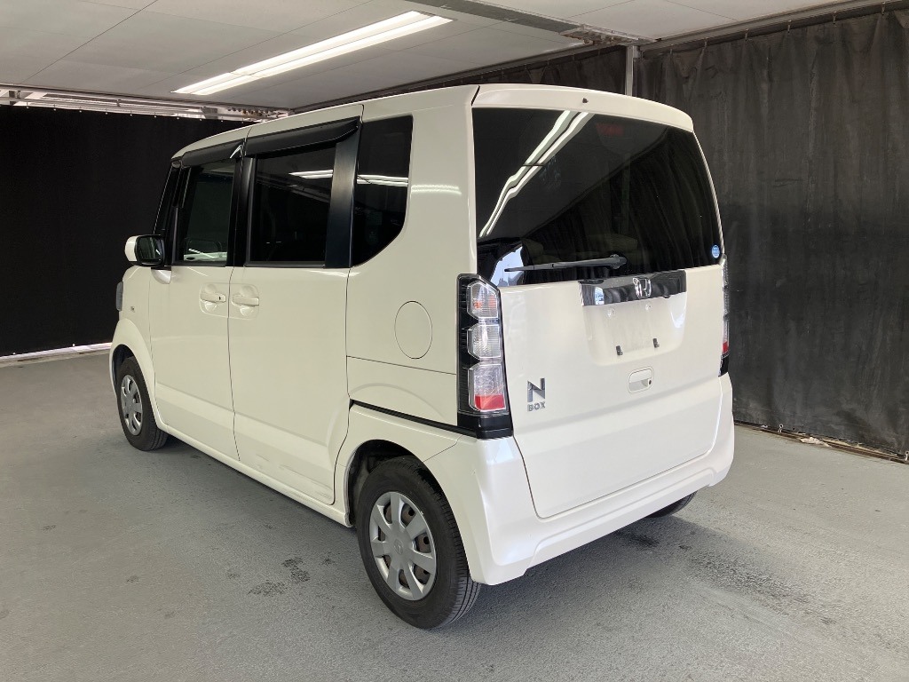 HONDA N-BOX