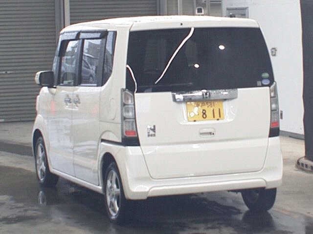 HONDA N-BOX