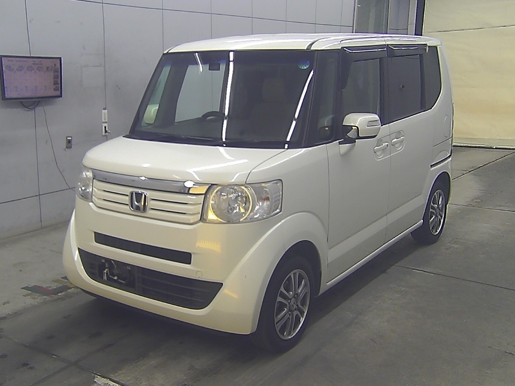 HONDA N-BOX