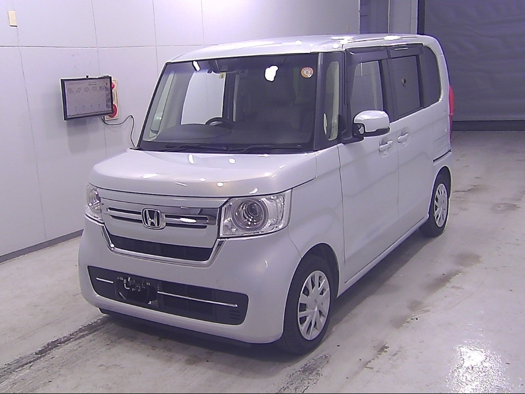 HONDA N-BOX