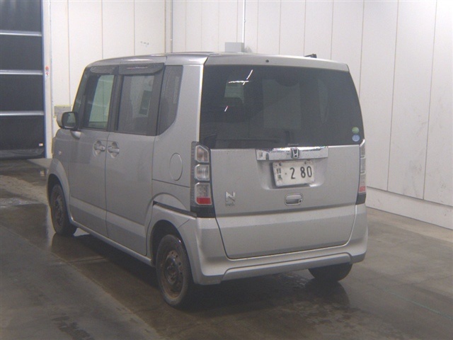 HONDA N-BOX