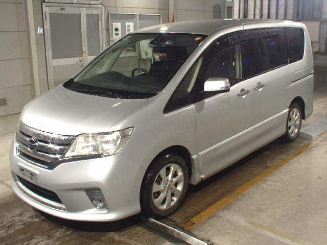 NISSAN SERENA
