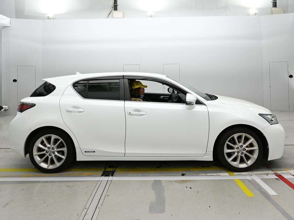 LEXUS CT200H