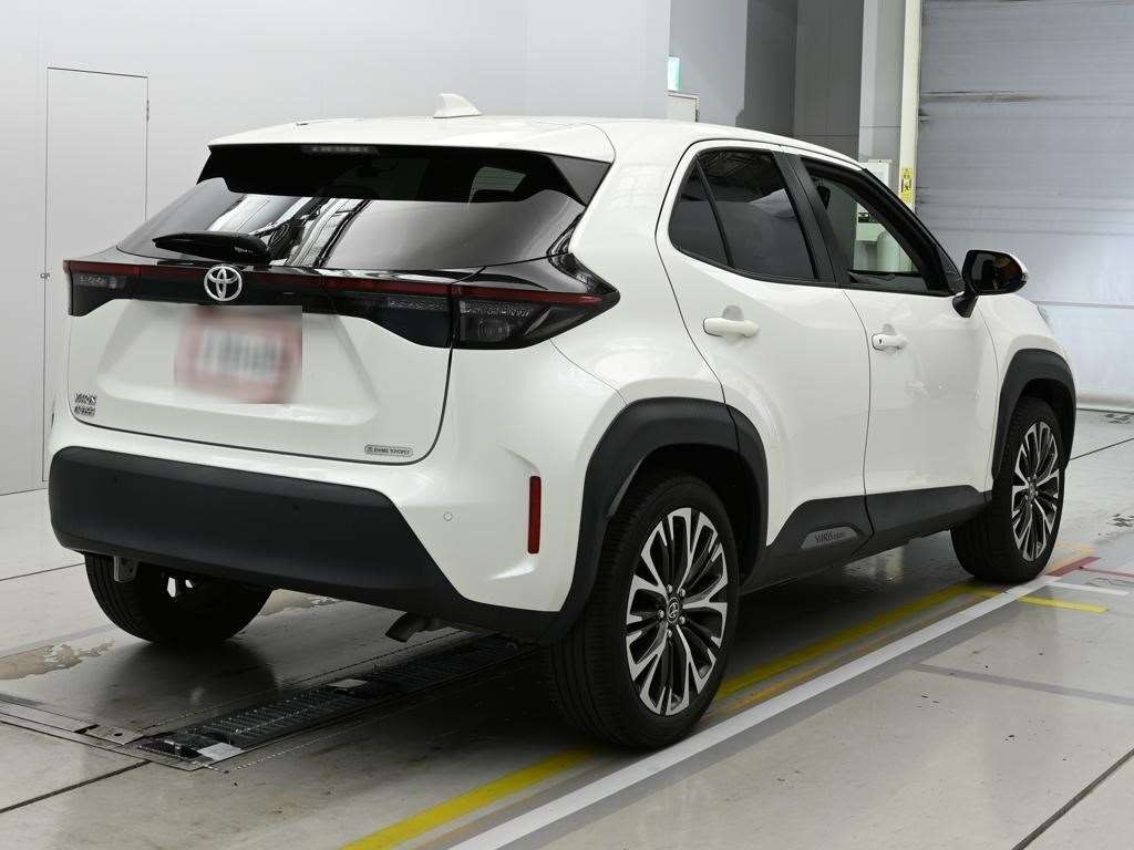 TOYOTA YARIS CROSS