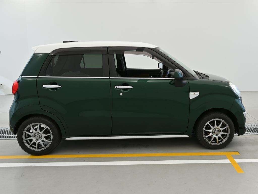 DAIHATSU CAST