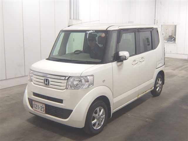 HONDA N-BOX
