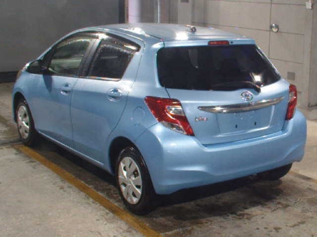 TOYOTA VITZ