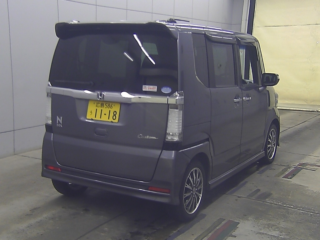 HONDA N-BOX
