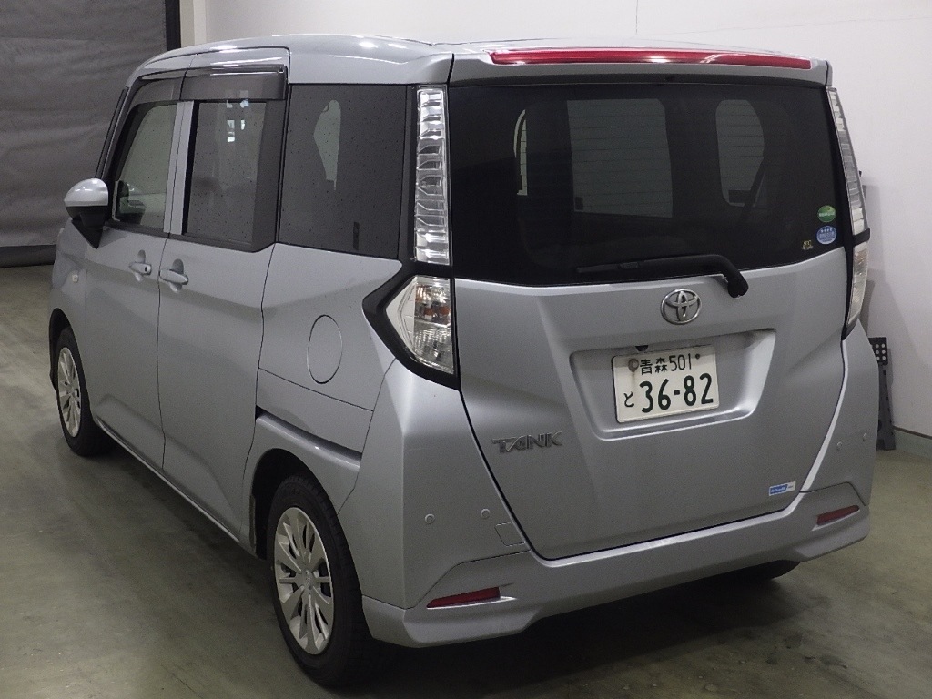 TOYOTA TANK