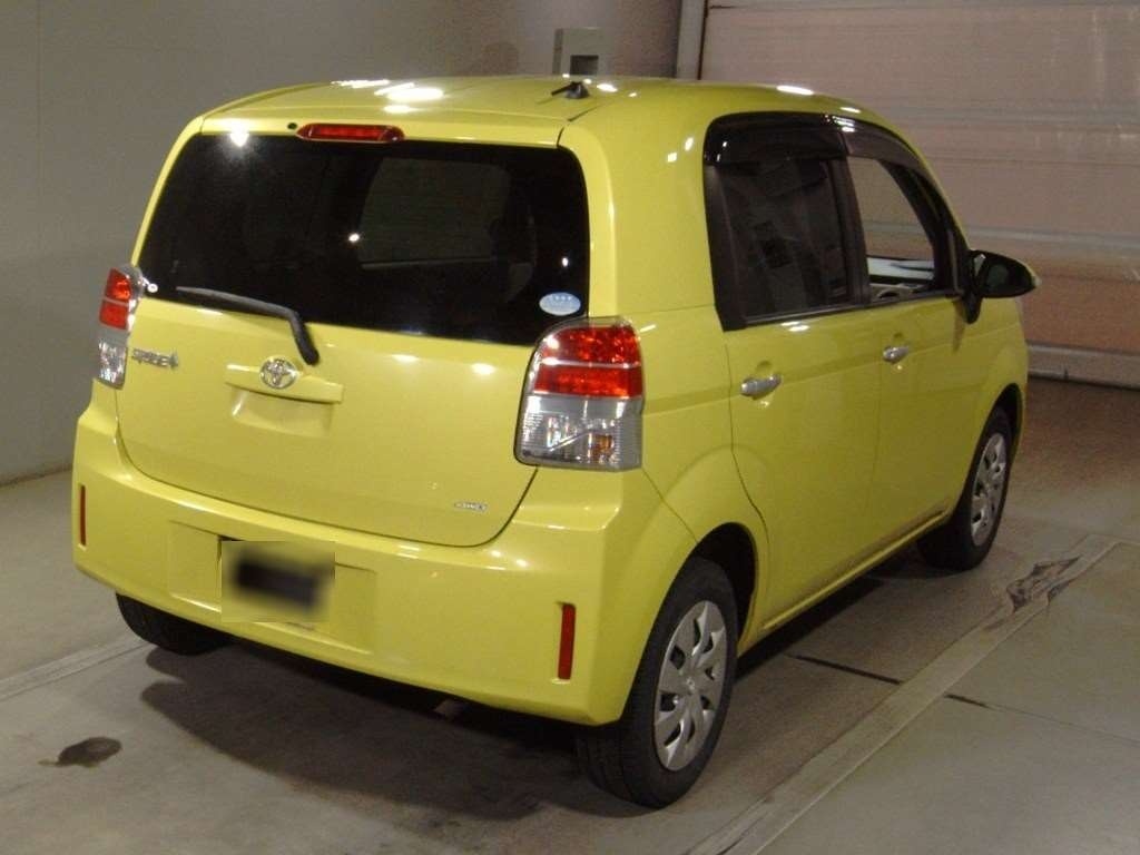 TOYOTA SPADE