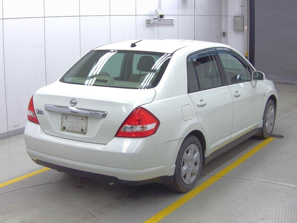 NISSAN TIIDA LATIO
