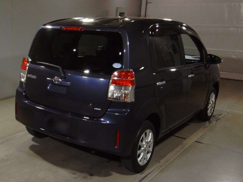TOYOTA SPADE