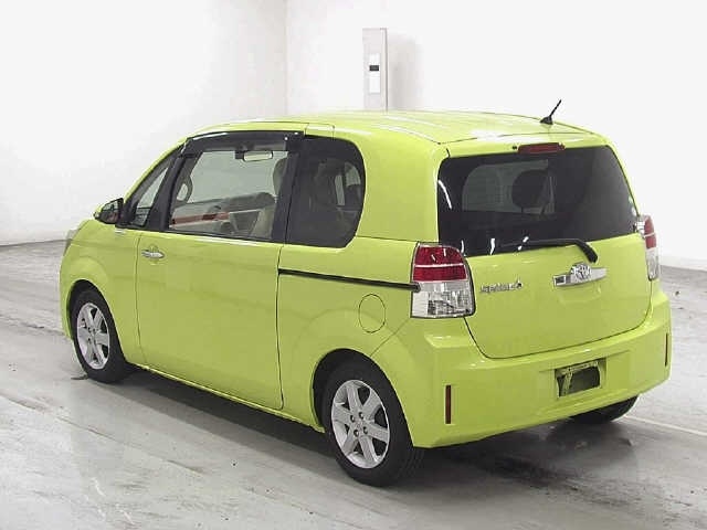 TOYOTA SPADE